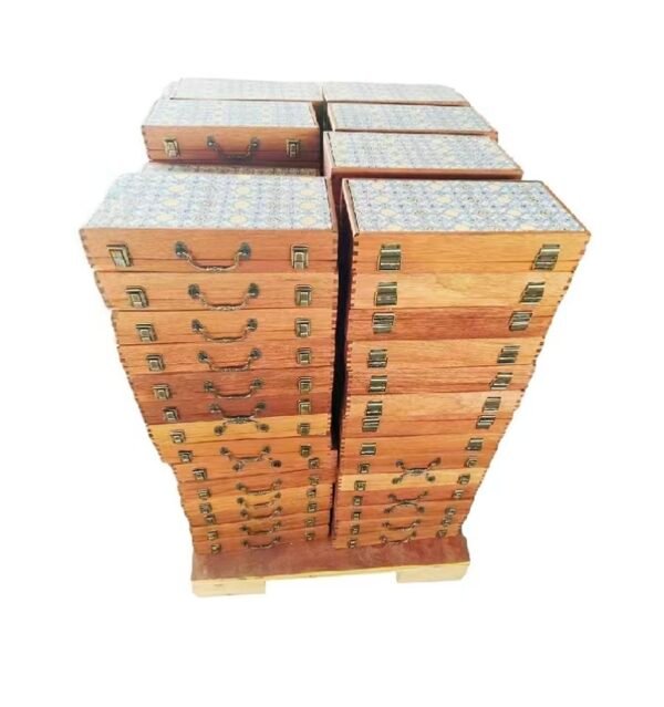 32*16*4.5cm  Xuan Paper Brochure  Rosewood  Wooden Box