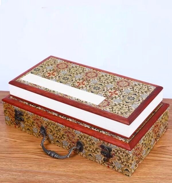 32*16cm Xuan Paper  Folding Album for Painting Calligraphy Press Wooden Frame Brocade Box