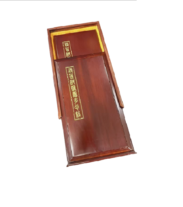32*16*3cm  Xuan Paper Rice Paper Calligraphy <The Heart Sutra of Buddhism >  brochure Yellow sandalwood Gift Package Box set