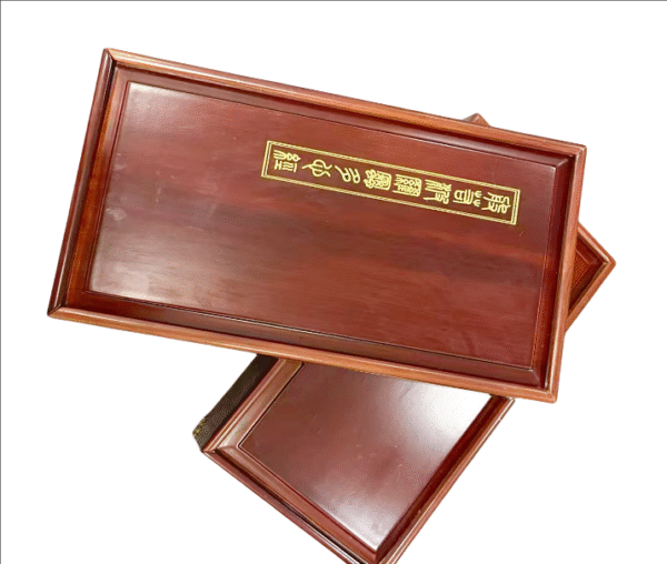 32*16*3cm  Xuan Paper Rice Paper Calligraphy <The Heart Sutra of Buddhism >  brochure Yellow sandalwood Gift Package Box set