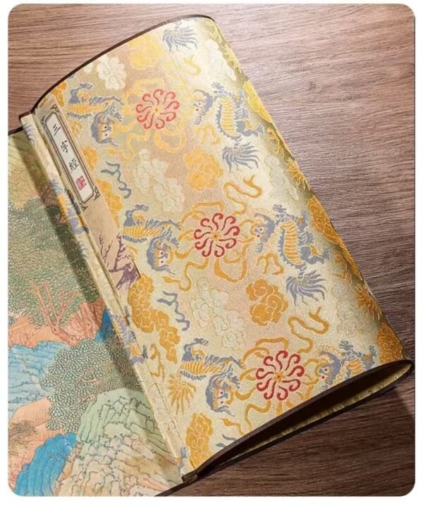 Xuan Paper Art Paper Caligraphy Artwork Tracing And Writing  Scroll of < San Zi Jing> Brocade Box Set