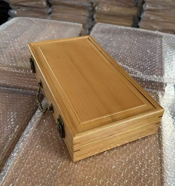 32*16*4.5cm Camphor Wood Xuan Paper Booklet Ancient Book Gold Silver Jewelry and Ornaments Package Box