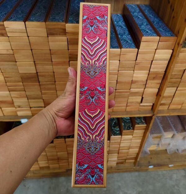 10 " or 9.5"   Chinese Xuan （Art） Paper Folding Fan Camphor wooden Song Brocade Box