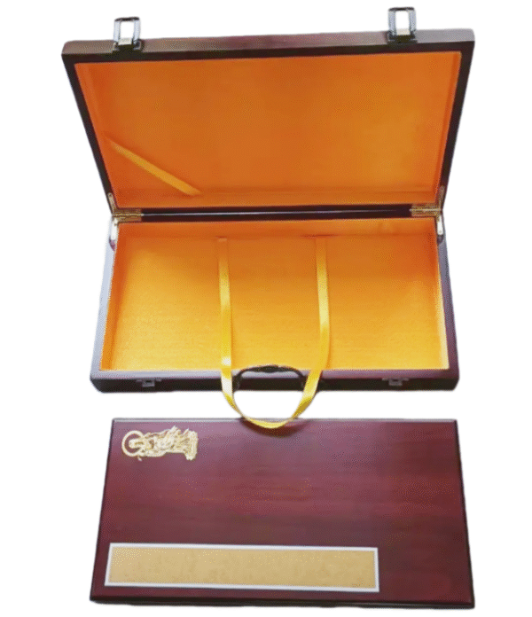 32*16cm  Xuan Paper Shakyo Paper Brochure Booklet Ablum Collection Gift Artworks Box Sets of The Heart Sutra Camphor Wood Red Color Box Package Articrafts.