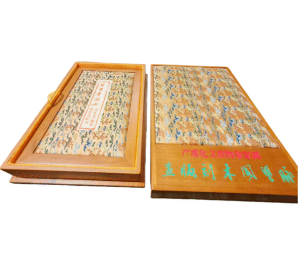 36*24cm Xuan Paper Art Paper Painting Paper Booklet Camphor wood box sets