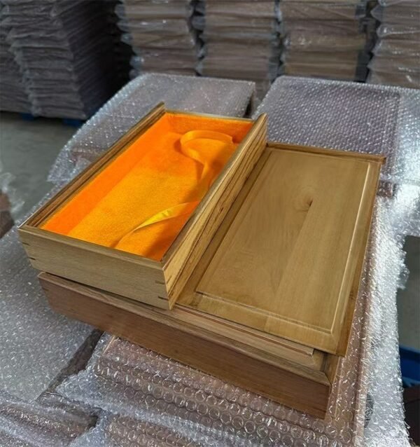 32*16*3.5cm Xuan Paper Rice Paper Calligraphy of Ablum Camphor Wood Gift Package Insert Box
