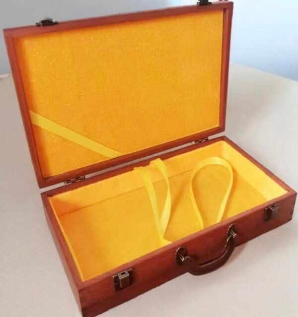 32*16*4.5cm RoseWood Brocade Fabric Red Rabbit  Marriage Gift Box Storage Silk Package Box Jewelry Gift Collection Case