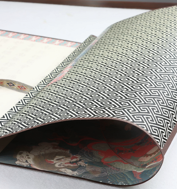 Xuan Paper Hand Scroll Artworks Gift Song Brocade Box  Set Copying Calligraphy <  Śūraṅgama Mantra > 