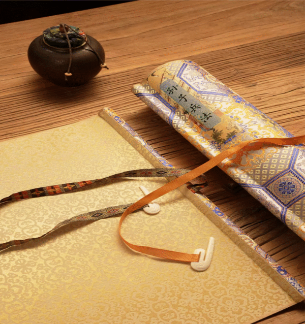 Xuan Paper Hand Scroll Chinese Calligraphy Copying Tracing Business Strategy < The Art of War   >  Artwork Collection Brocade Box Set